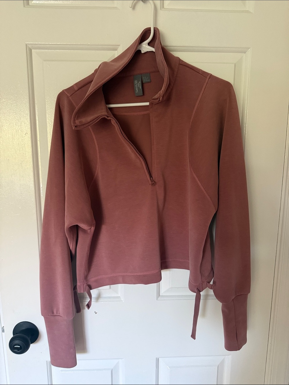 Sweaty Betty half-zip size 4-6 (small)